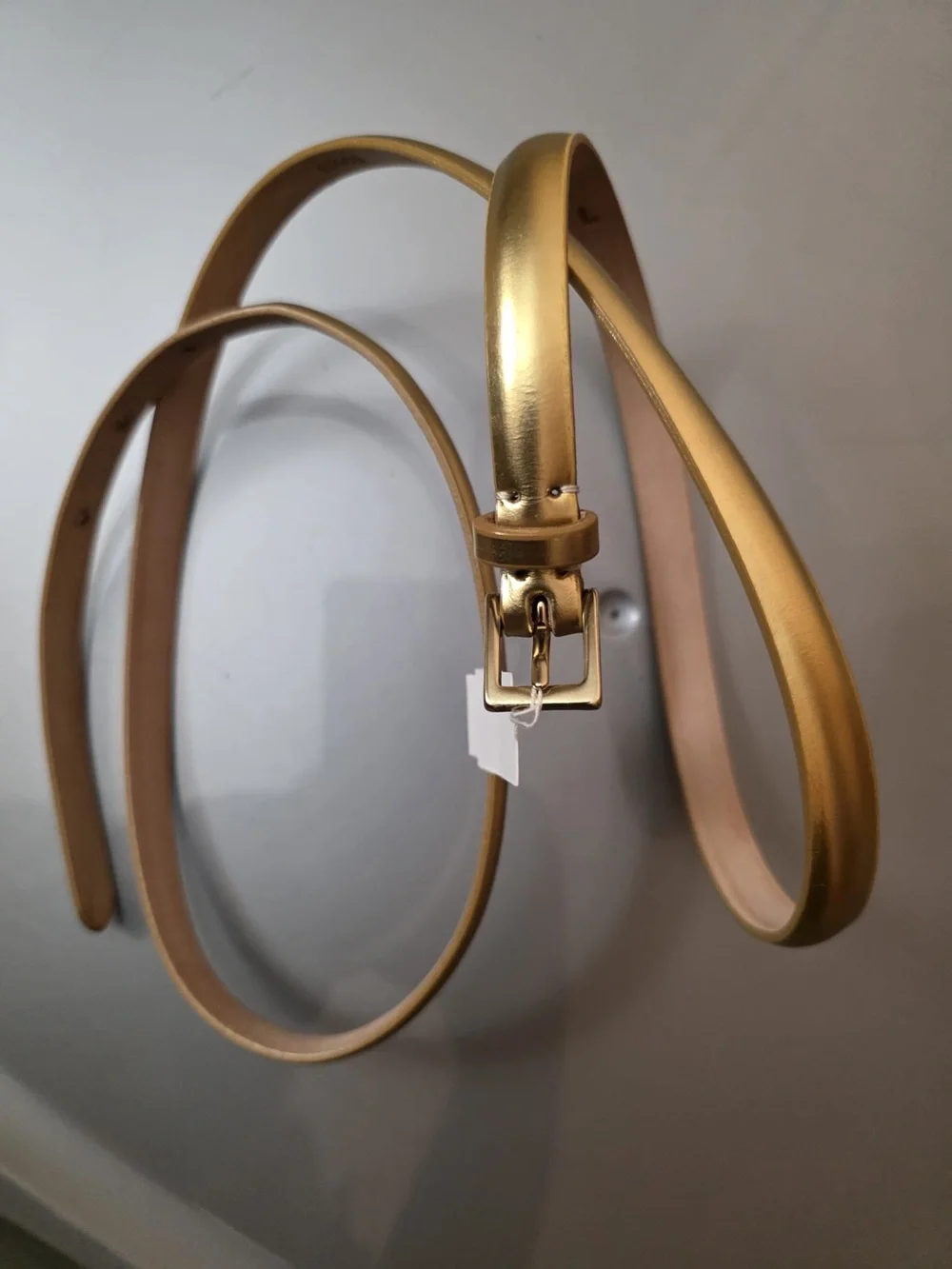 Women’s J Crew Slim Tan Leather Strap with Gold Hardware. Large. NWT - Picture 2 of 2